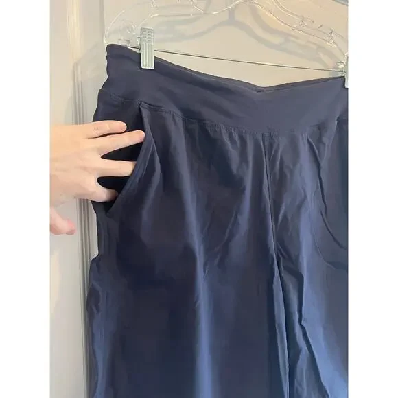 Mountain Hardwear Dynama Bermuda Short - Picture 6 of 11